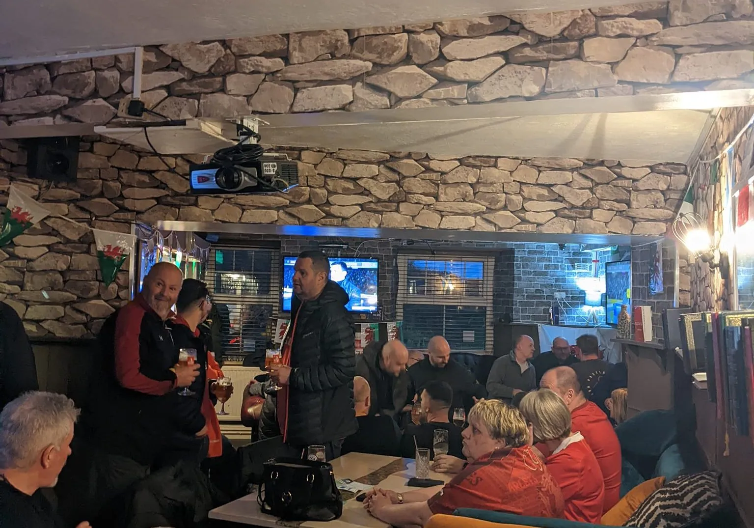Victoria Inn Bar & restaurant in Holyhead interior